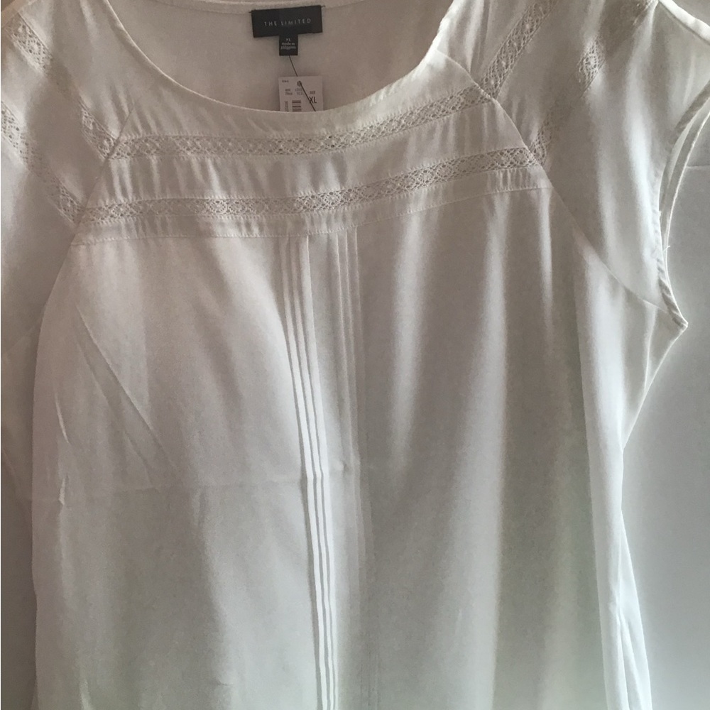 The Limited Women's Cream Blouse